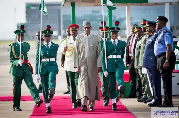 Watch How President Buhari Was Welcomed At The Airport (Video)